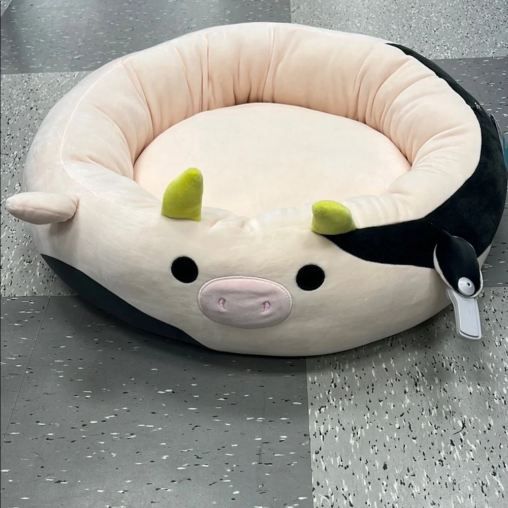 COPY - Plush Cow-pets bed 🐱🐶